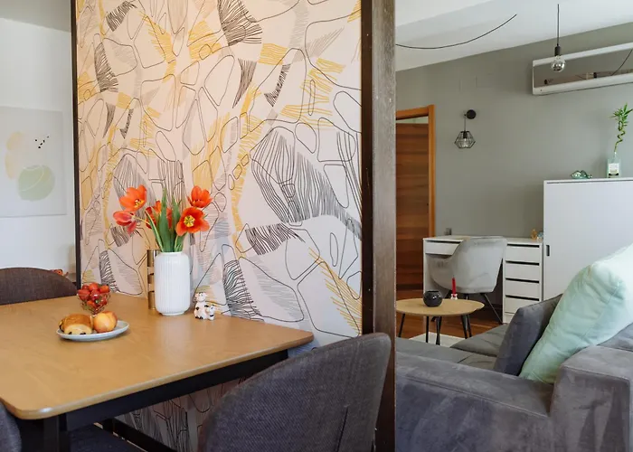 Monte Carlo Visage ブカレスト