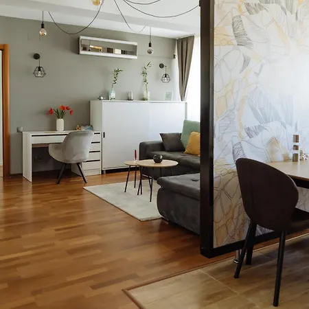 Monte Carlo Visage Апартаменти *